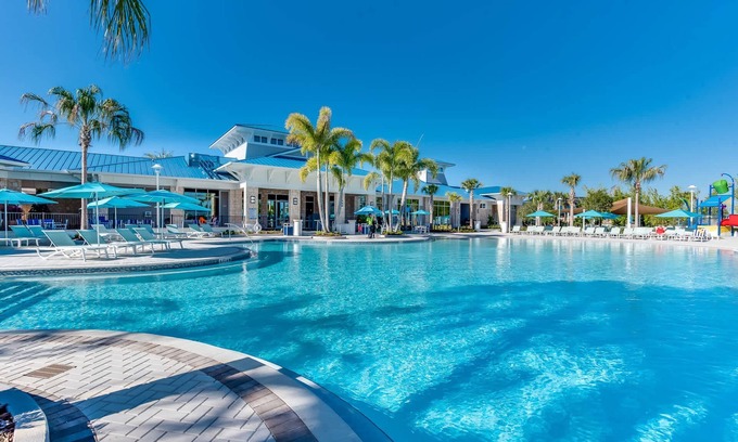 Four Corners House | Upstay 20 Guest Capacity Mansion Near Disney