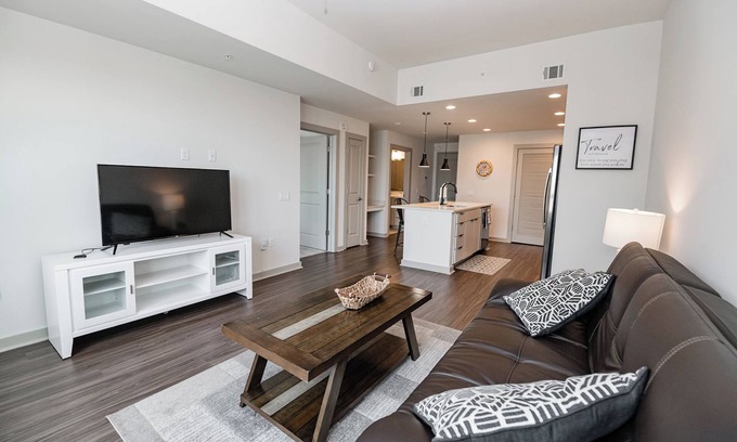 Third Ward Apartment | Uptown Furnished Apartments near BOA Stadium by RedAwning