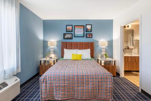 North Westminster Hotel | Uptown Suites Extended Stay Denver CO -Westminster