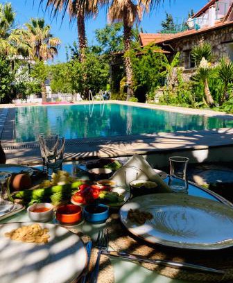 Karaoz Hotel | Urla Bella
