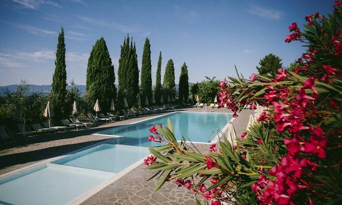 San Donato in Fronzano Apartment | Usignoli 2 Bedrooms With Pool, Reggello, Italy