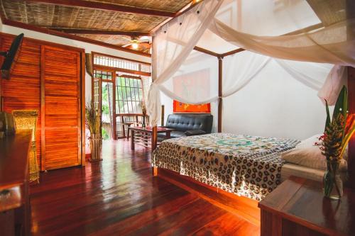 Chiguata Villa | Uva Blue Villas - Villa 2 - Modern 1 Bed Villa - Private Garden