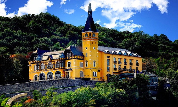 Usti nad Labem Hotel | Větruše Hotel Restaurant