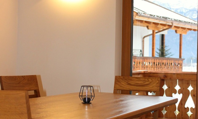 Schwob Apartment | Vacation apartment Untersberg, 78 sqm, 2 separate bedrooms, living/dining area, bathroom with bathtub, south-facing balcony