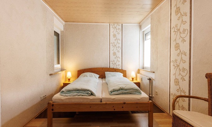 Alertshausen Apartment | Vacation apartment 57m2 with covered balcony