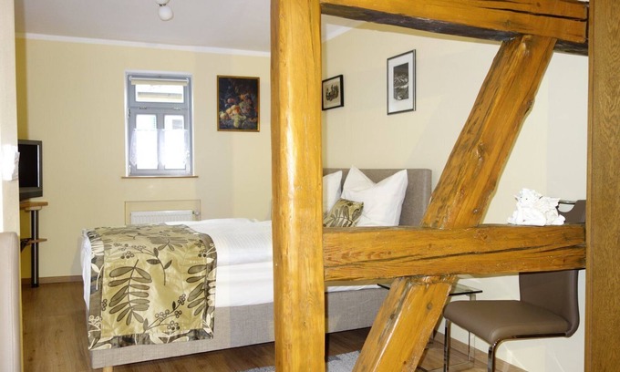 Sommerach Apartment | Vacation apartment (35sqm) for 2 people with free WLAN