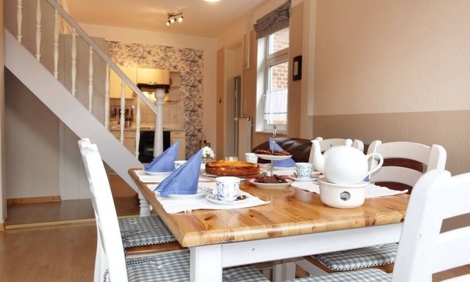 Schwackendorf Apartment | Vacation apartment/apartment for 5 guests with 90m² in Hasselberg (270657)