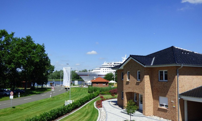 Oldenbuttel Apartment | Vacation apartment/apartment for 4 guests with 100m² in Oldenbüttel (79915)