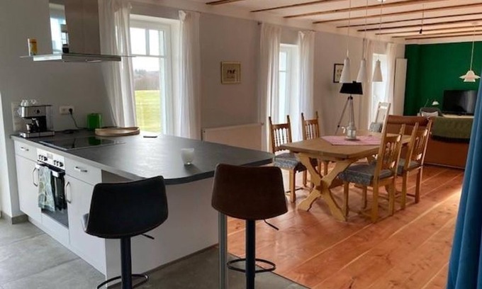 Lankau Apartment | Vacation apartment Kranichtal below - Ferienwohnungen Lass