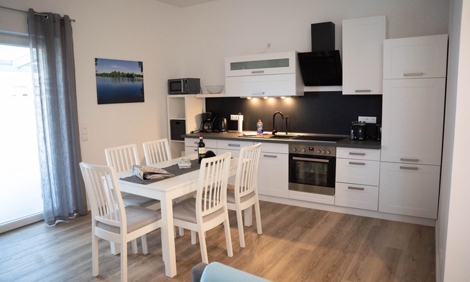 Zetel Apartment | Vacation apartment "Tammo" by the lake on the North Sea