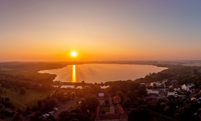 Bad Bederkesa Villa | Vacation home Beerster Sonne - Bederkesa am See - ideal for a long stay + Netflix