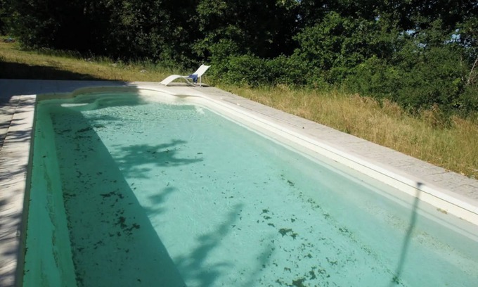 Chamaret House | Vacation Home "Gite Delatouche" with Private Pool, Shared Terraces & Wi-Fi