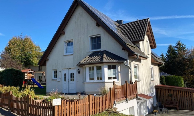Lindlar House | Vacation home in the countryside, ideal for families and fitters
