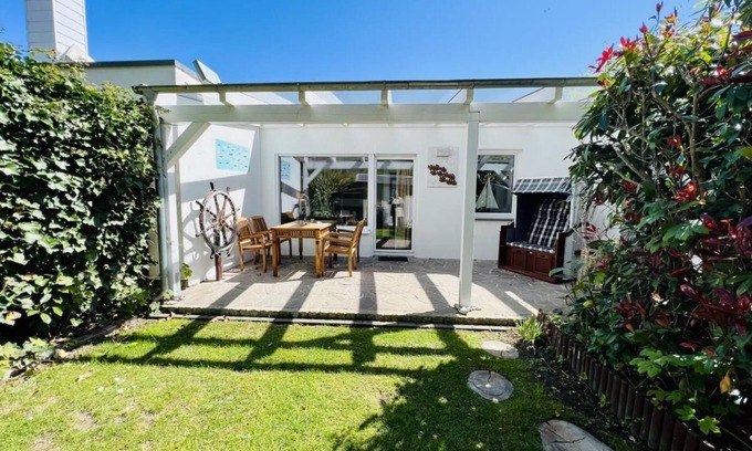 Diedrichshagen House | Vacation home sailor, close to the beach