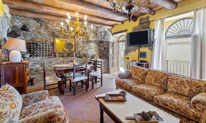 Seui Historic Centre House | Vacation Home 'Su Cuccumeu' with Mountain Views, Balcony & Wi-Fi