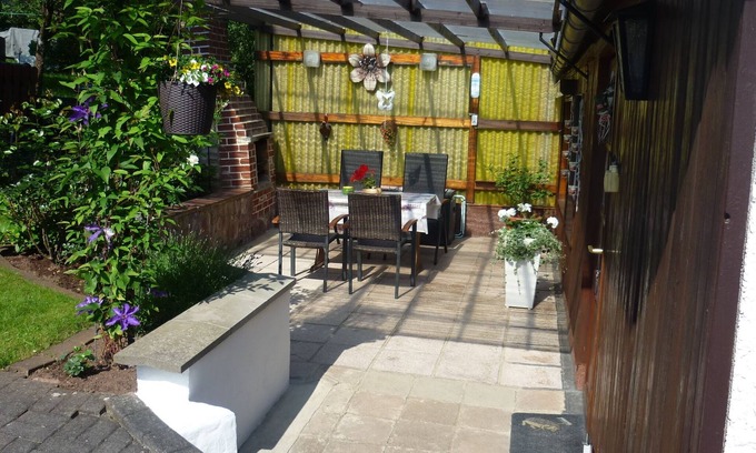 Finsterbergen House | Vacation home with covered terrace No pets