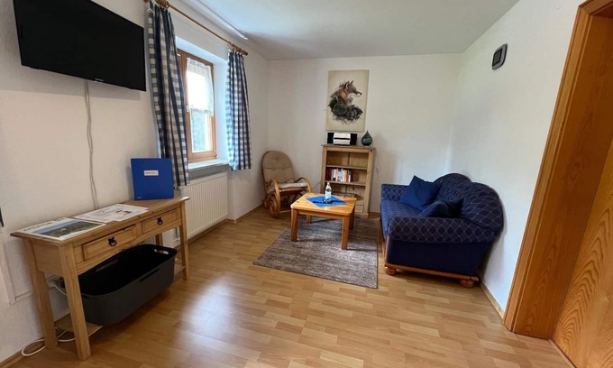 Arnbruck Apartment | Vacation home with kitchen