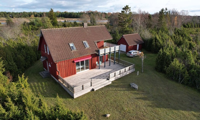 Saaremaa House | Vacation home with views and access to the Baltic Sea and bathing lake at the rear