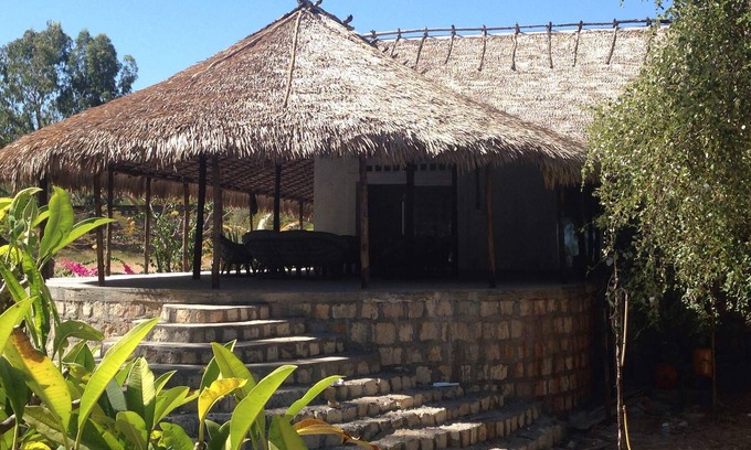 Mahajanga Villa | Vacation Rentals edge of wonderful Villa Ny Onja- Mahajanga