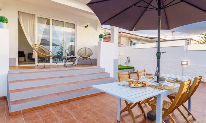 Sauzal Villa | Vacation Villa 'Iris 8 House' with Sea View, Private Terrace and Wi-Fi