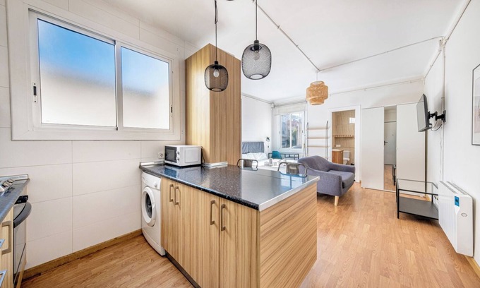Sant Andreu Apartment | Valles 3-1 · Cozy studio in Sant Andreu