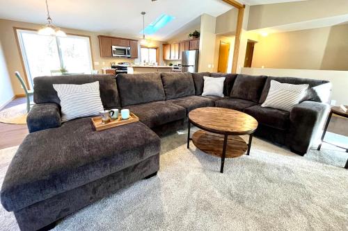 Rome House | Valley View Home with Game Room, & Exclusive Beach & Pool Access