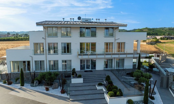 Pollenzo Apartment | Vanity Tail Luxury Apartments - 2