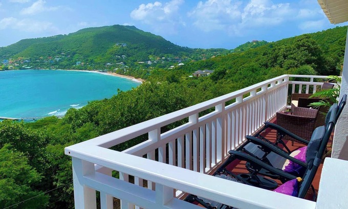 Union Vale House | Stunning 3 Bed Villa, Balcony & Sea View