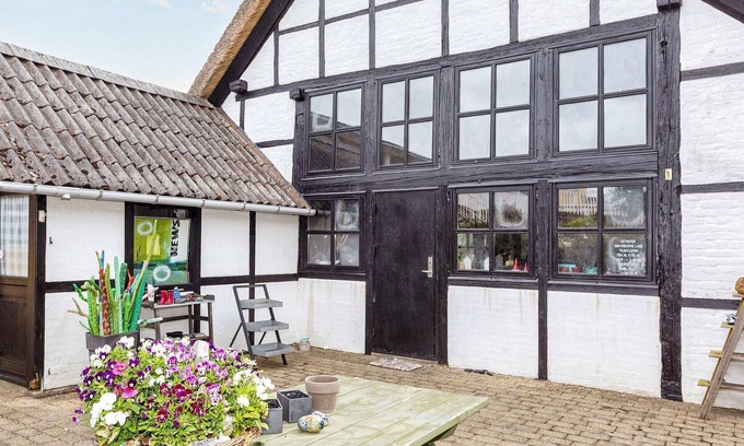 Hanstholm House | Vegsø Holiday Park: Premium Type10 Retreat
