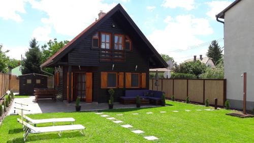 Kapolnasnyek House | Velence Korzó Pihenőház