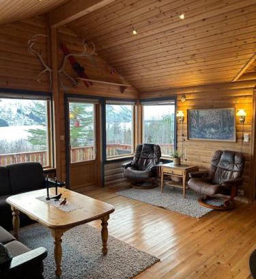 Bleik House | Velkommen til «Trollheim»