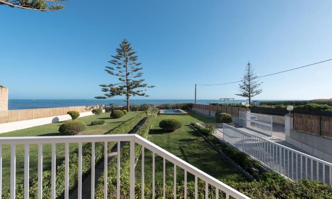Marina di Modica Villa | Veranda sul mare