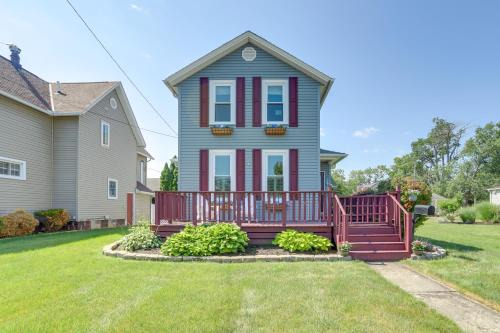 Vermilion House | Vermilion Home - Walk to Main Street Beach!