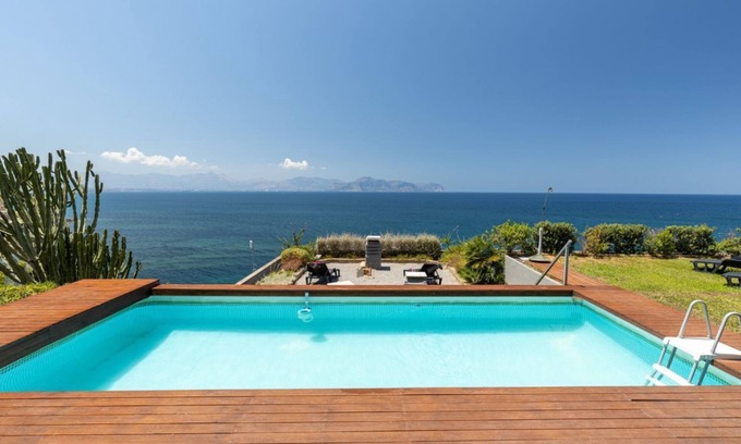 Aspra Apartment | VEROSICIILY Villa Acqua Chiara "Vento" Apartments in Villa