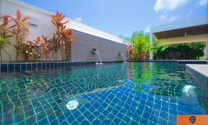 Rawai Villa | Very Beautiful Modern Villa PRIVATE POOL, 3 Bdr, 3 Bath Close to the Beaches.