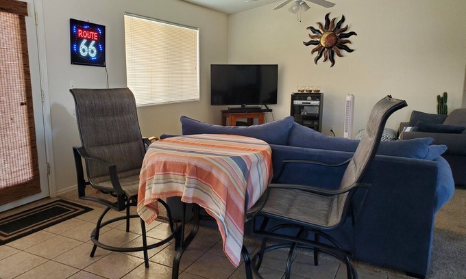 Fort Mohave House | Very Comfortable Pet Friendly Home