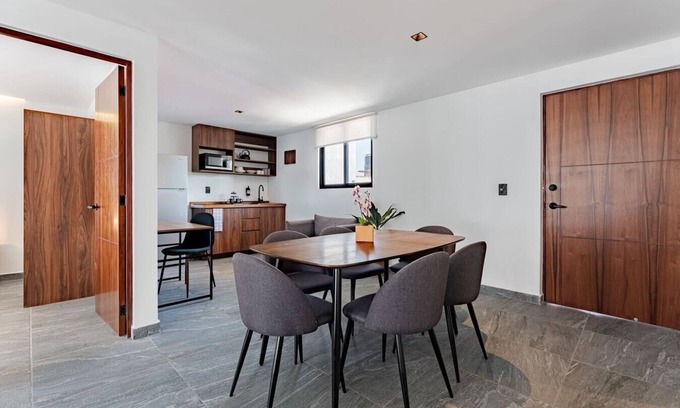 Santa Maria la Ribera Apartment | VH | Sta Ma la Ribera | 2 BR + 2 sofa bed | 326
