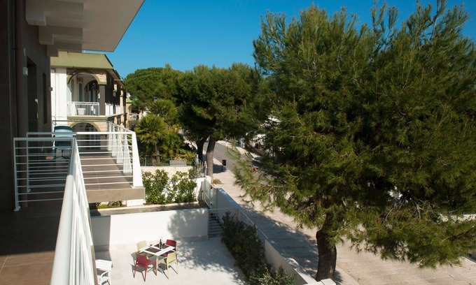Torre Canne Apartment | Via del Faro Apartments - SUD - EST