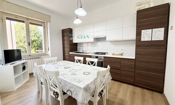 San Vincenzo Apartment | Via della Principessa a stone's throw from the sea-Rif. Paradisino