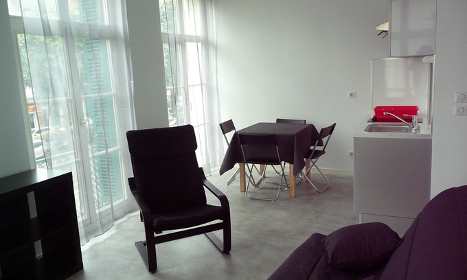 Quartier Vieux Marche-Cathedrale Apartment | Vieux-Marché - Downtown