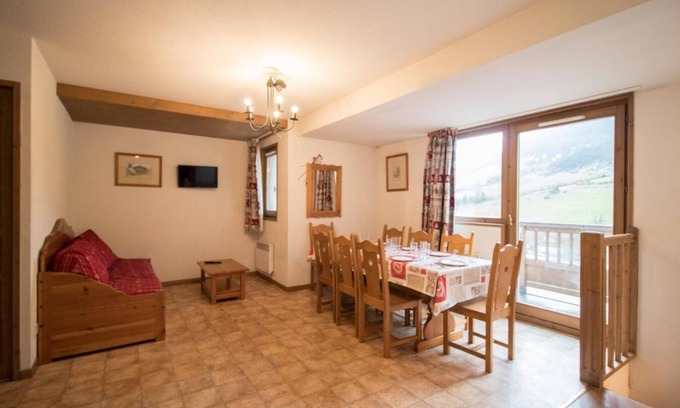 Val Cenis Apartment | View mountain, terrace, parking, tv, ski locker, 63m², Val Cenis