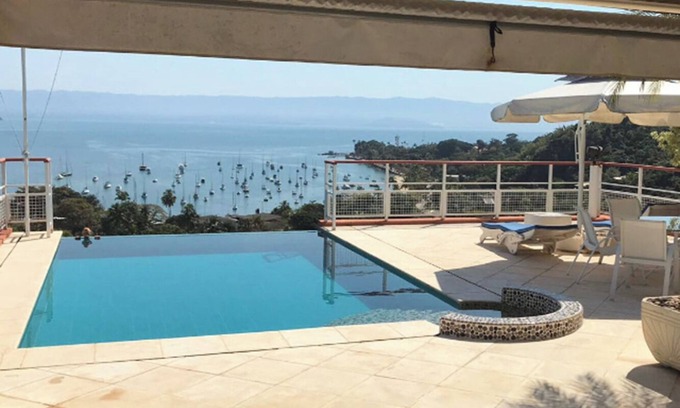 Pequea House | View of the Engenho