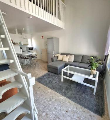 Royla Apartment | Viihtyisä huvila saunalla Korpilammella