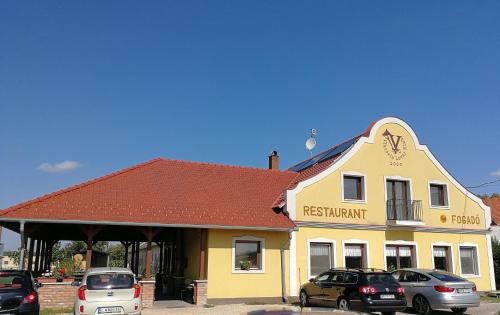 Gyor Bed & Breakfast | Viktória Lovas Panzió