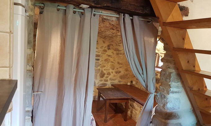 Saint-Sauveur-de-Cruzieres House | Village house and garden, breathtaking view