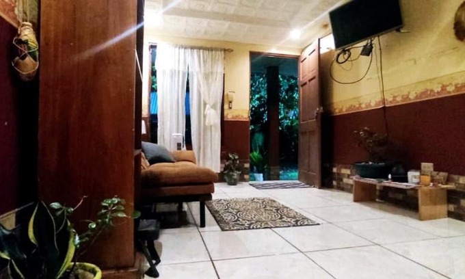 Guacimo Hotel | VILLA 10 DE JULIO