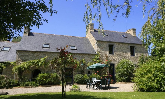 Plouneour-Brignogan-Plages House | Villa 100 meters from the Atlantic