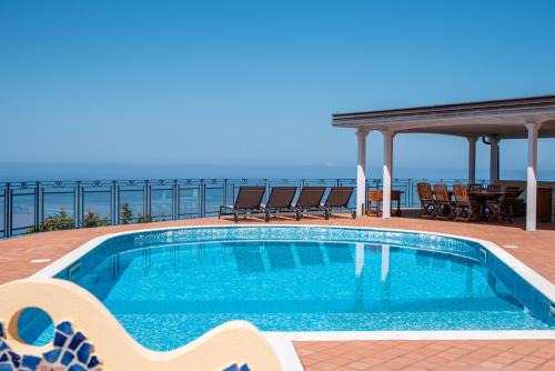 Capo d'Orlando Apartment | Villa a Scafa con Vista Mozzafiato