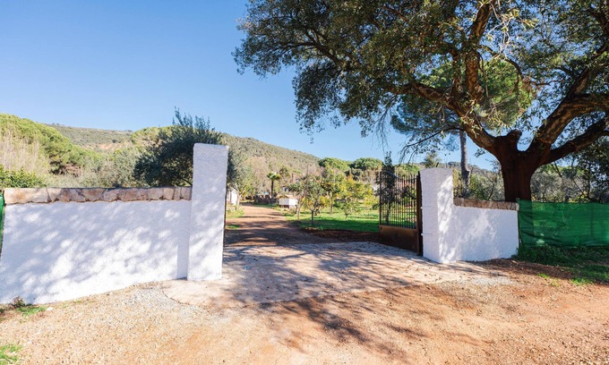 Constantina Cottage | VILLA ADRISEDA