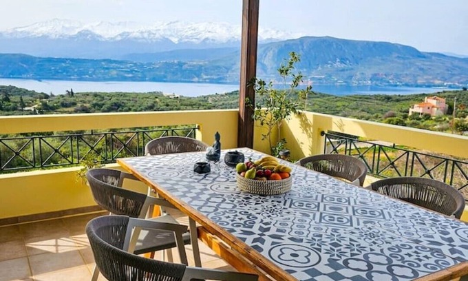 Gortyna Villa | Villa Aitheras